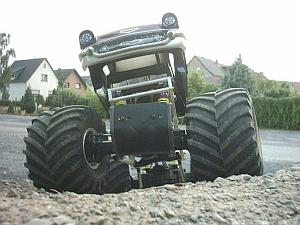 Tamiya TXT 1