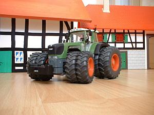 Fendt TMS 930 mit Zwillingsreifen,neuem